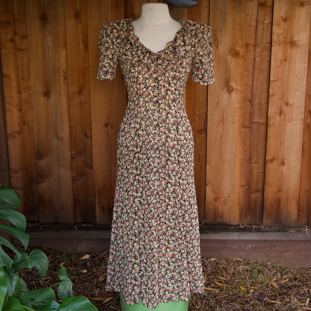 Vintage 90's Rebecca Fall Floral Doen Inspired Ruffle Collar Maxi Dress Size S